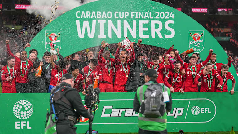 El Liverpool golpea al United